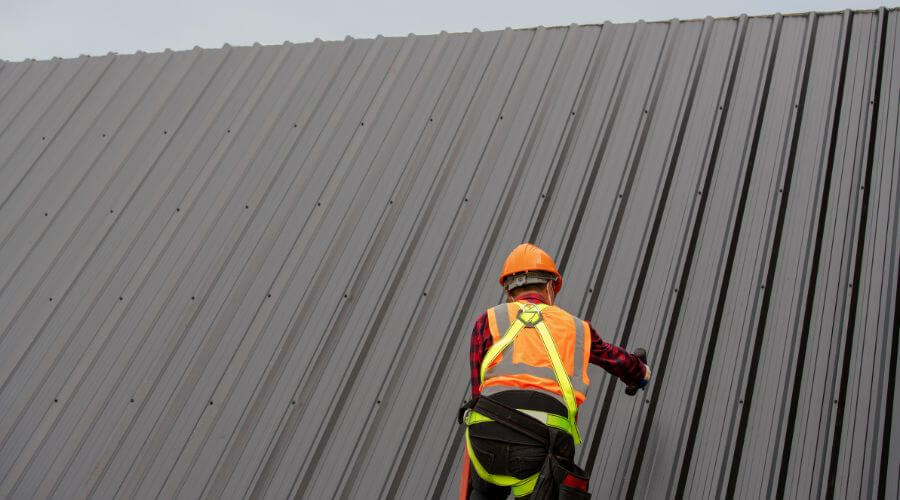 Professional gutter cleaning in Hoven, SD